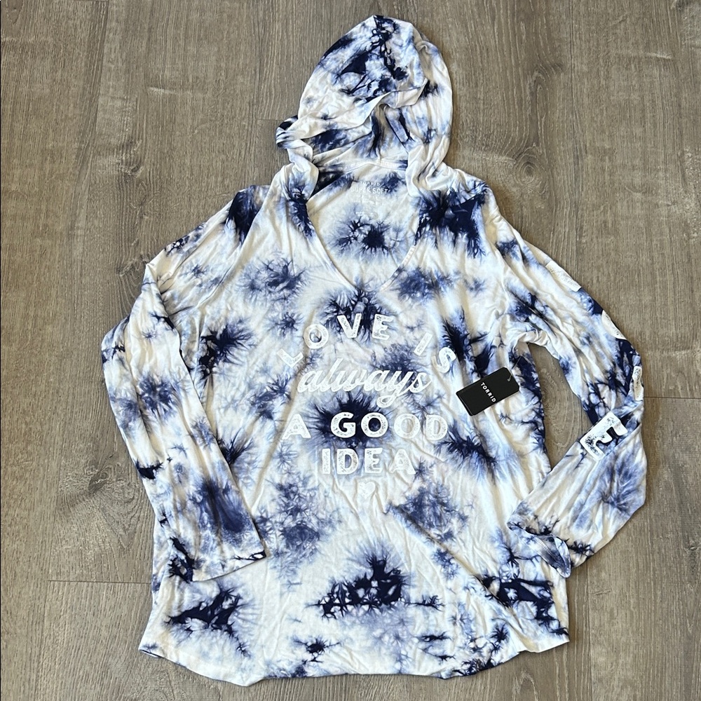 💙🤍Torrid Tie-Dye Hoodie – Plus Size 1X – New with Tags
